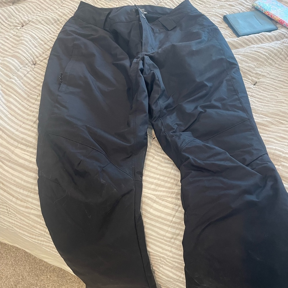 Women’s size small Columbia ski pants